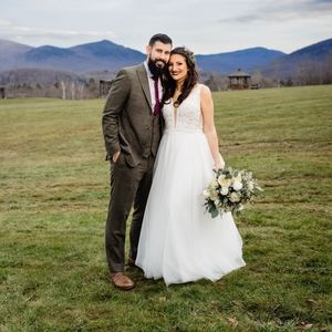 Morilee/Madeline Gardner wedding dress